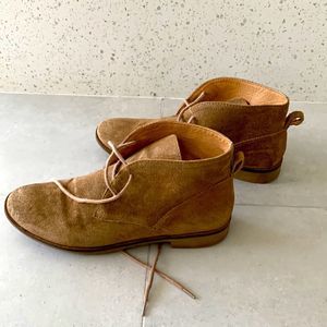 Lucky brand garbohh light brown lace up leather chukka boot size 8